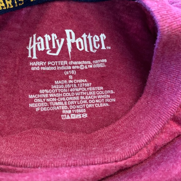 2 Harry Potter graphic t-shirts. - Picture 5 of 6